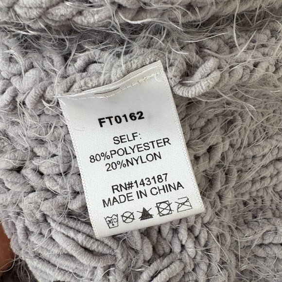 Grey Crop Oversized Knit Sweater - Picture 4 of 4